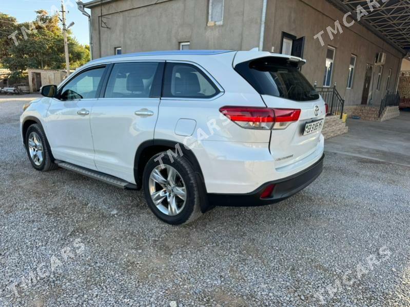 Toyota Highlander 2016 - 370 000 TMT - Байрамали - img 3