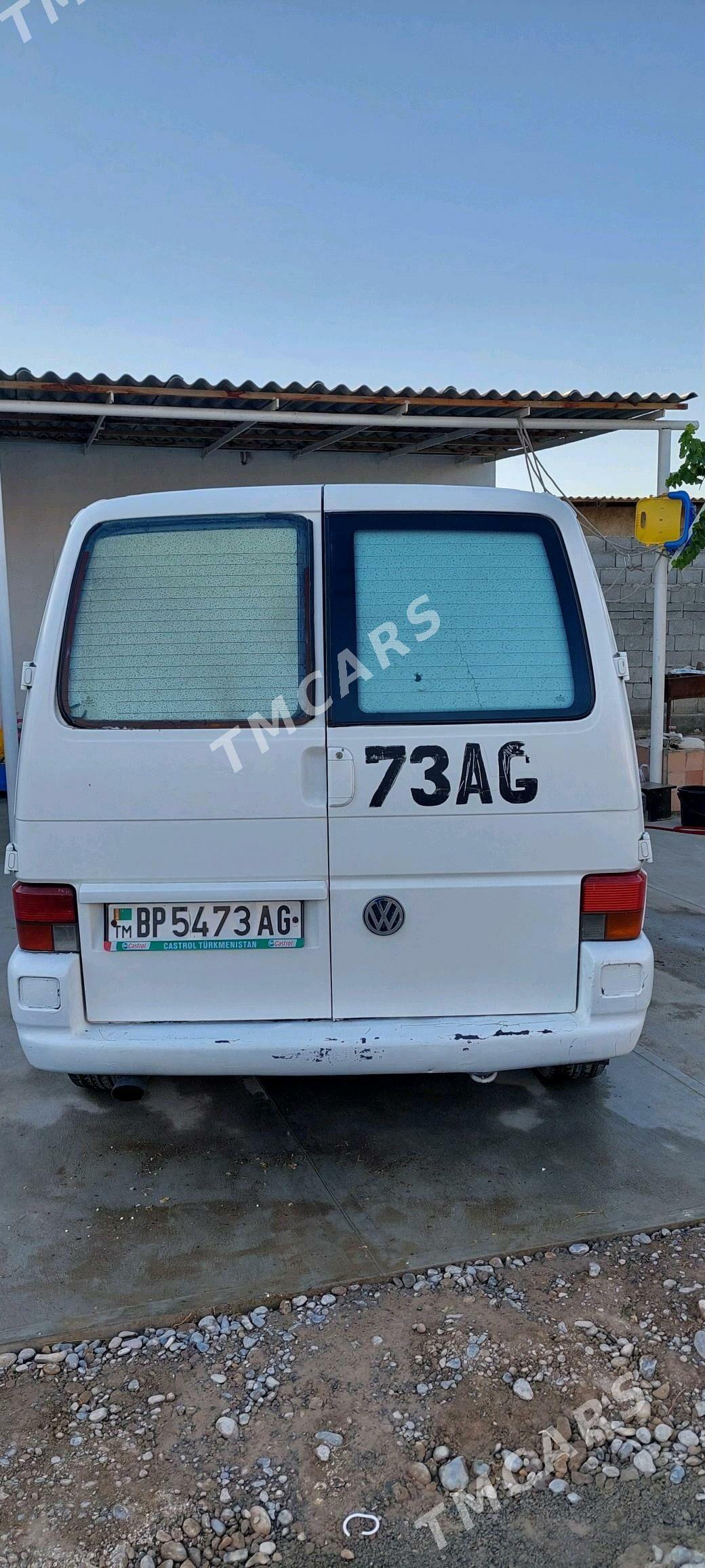 Volkswagen Transporter 2003 - 70 000 TMT - Aşgabat - img 3