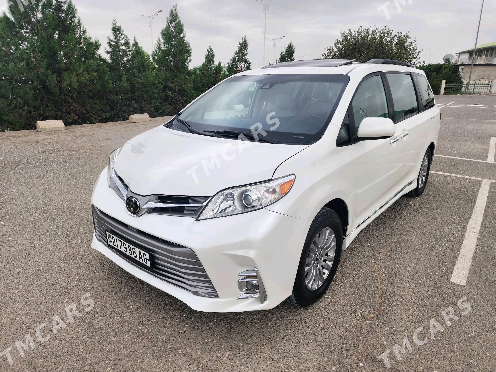Toyota Sienna 2020 - 485 000 TMT - Ашхабад - img 2