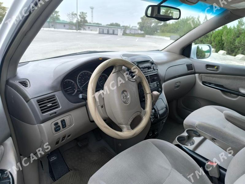Toyota Sienna 2004 - 185 000 TMT - Bedew - img 7