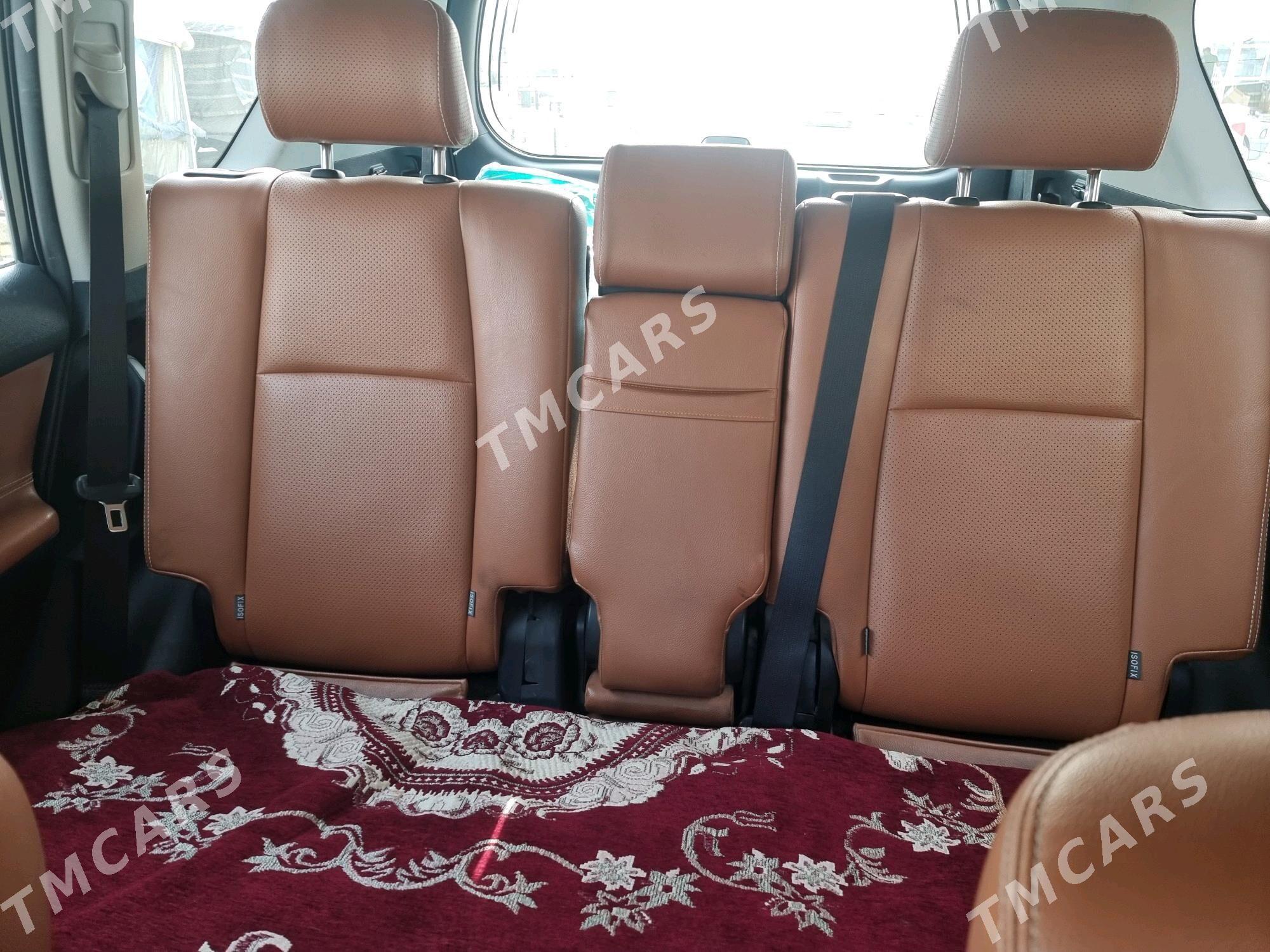 Toyota Land Cruiser Prado 2017 - 740 000 TMT - Мары - img 4
