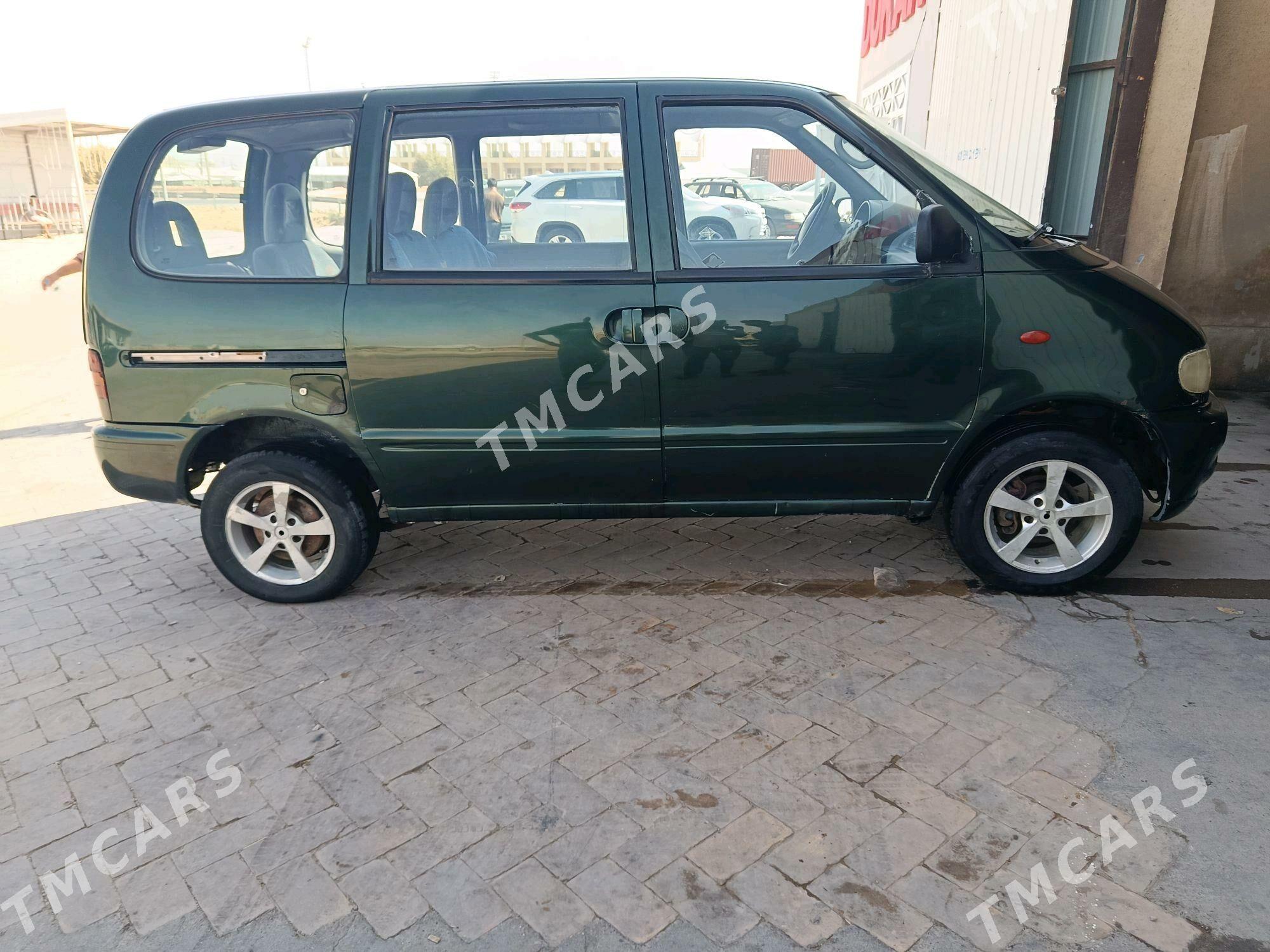 Nissan Pathfinder Armada 2000 - 61 000 TMT - Mary - img 6