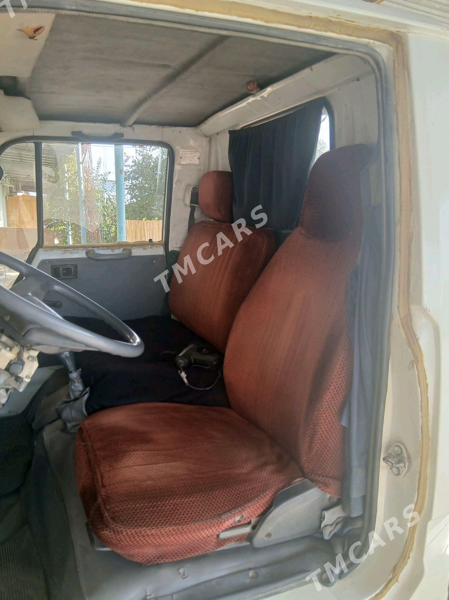 Toyota Dyna 1995 - 128 000 TMT - Дашогуз - img 6