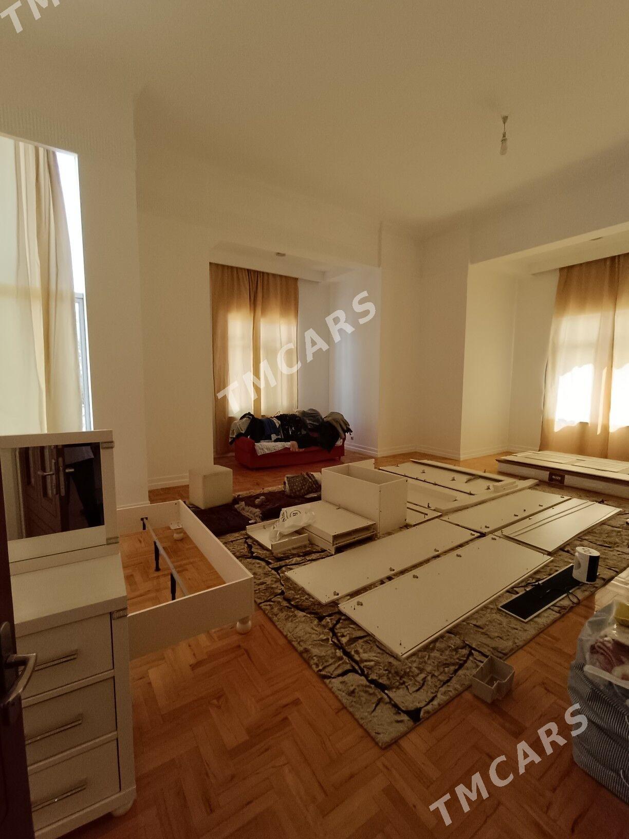 3 kom, 1 etaż, eýesi - Türkmenbaşy şaýoly - img 2