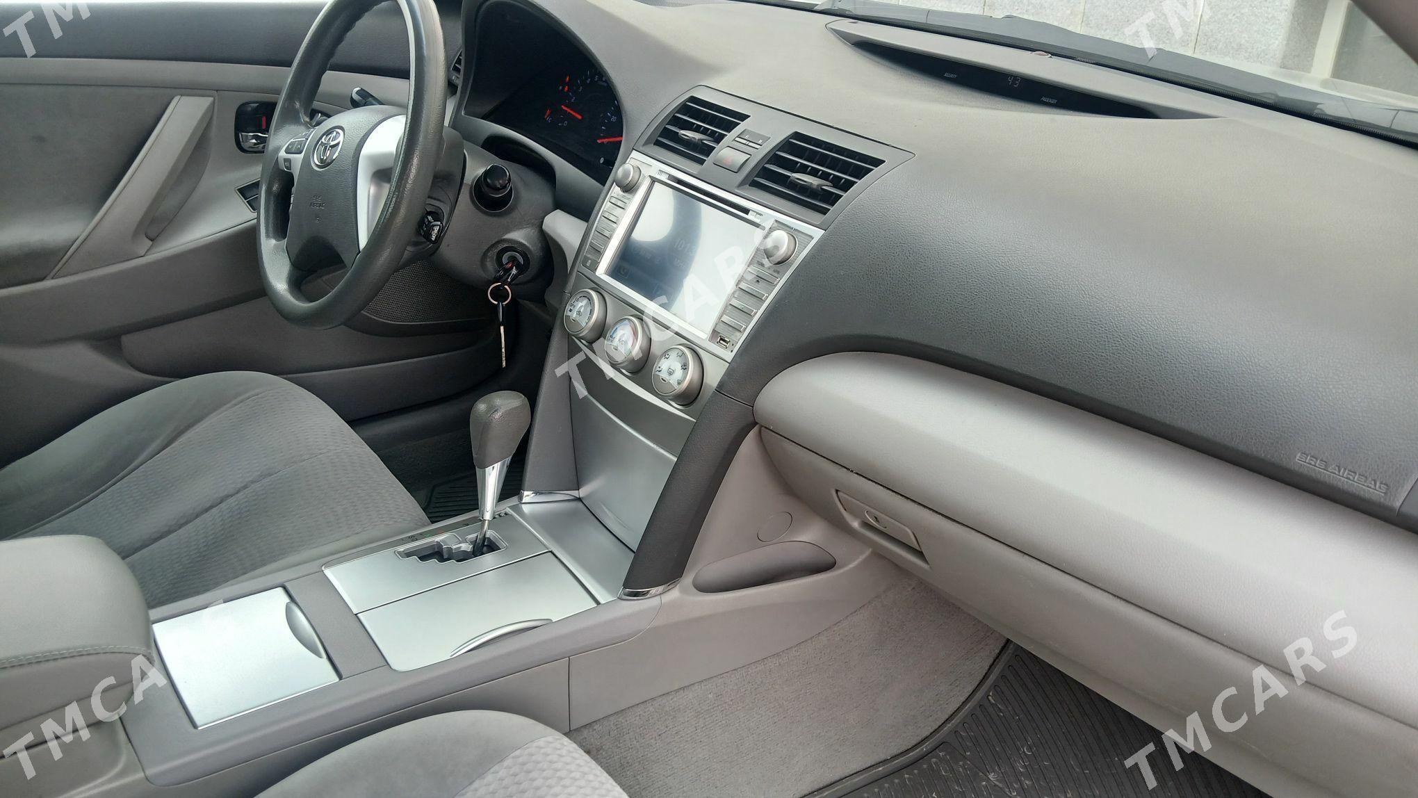 Toyota Camry 2010 - 220 000 TMT - Howdan "W" - img 2