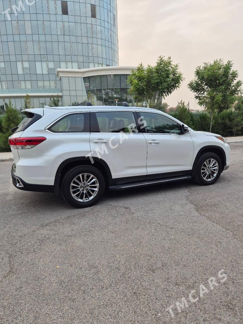 Toyota Highlander 2019 - 450 000 TMT - Ашхабад - img 5