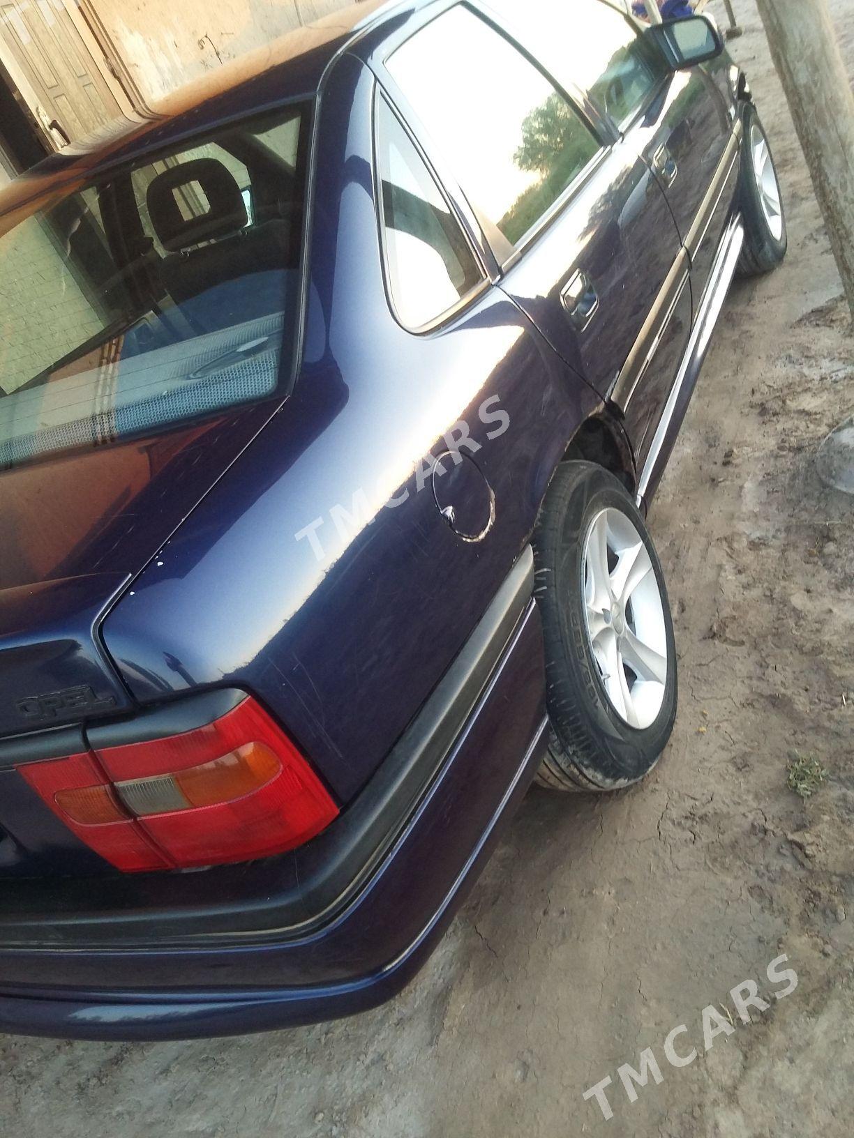 Opel Vectra 1995 - 52 000 TMT - Şabat etr. - img 2