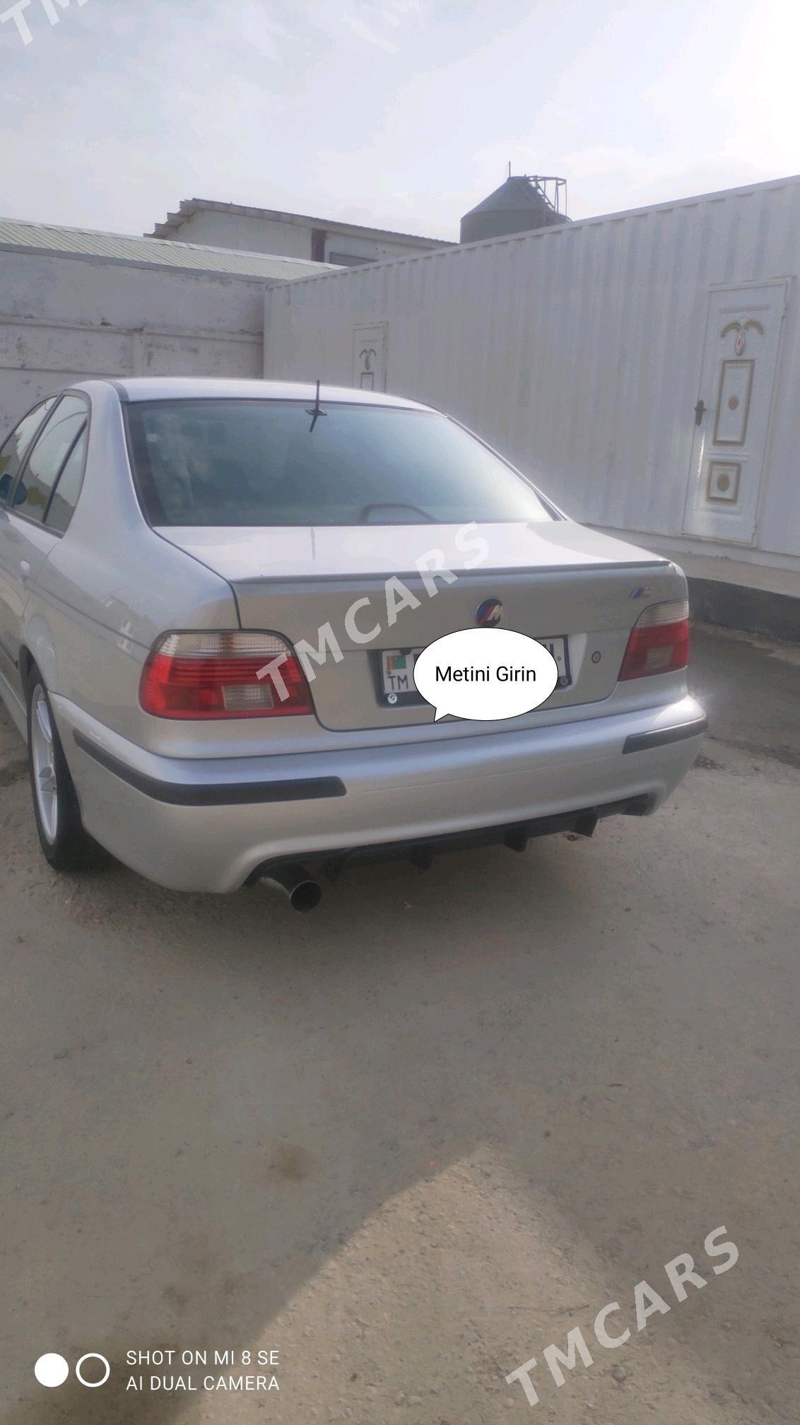 BMW E39 2000 - 145 000 TMT - Kaka - img 2