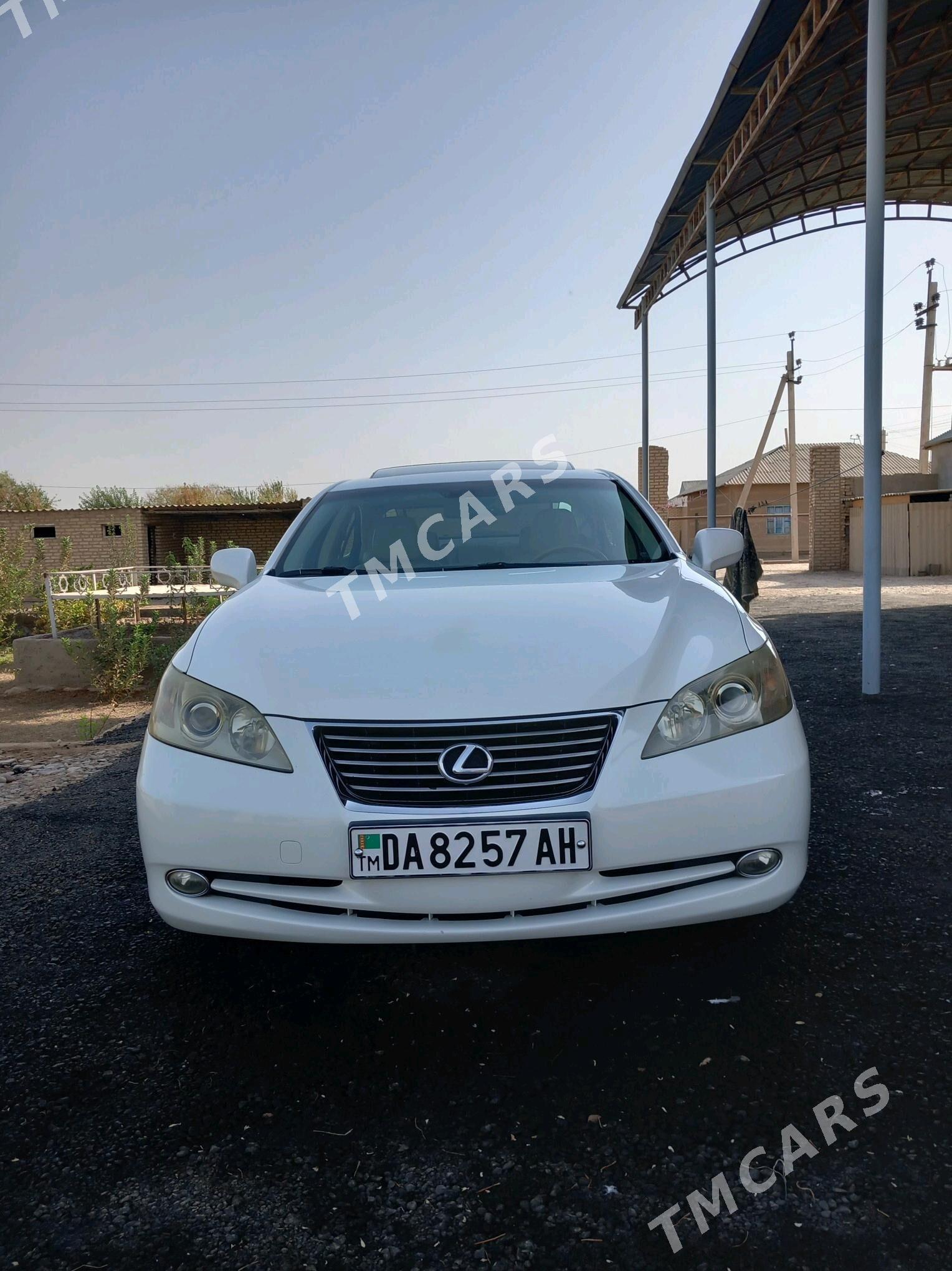 Lexus ES 350 2008 - 215 000 TMT - Серахс - img 10