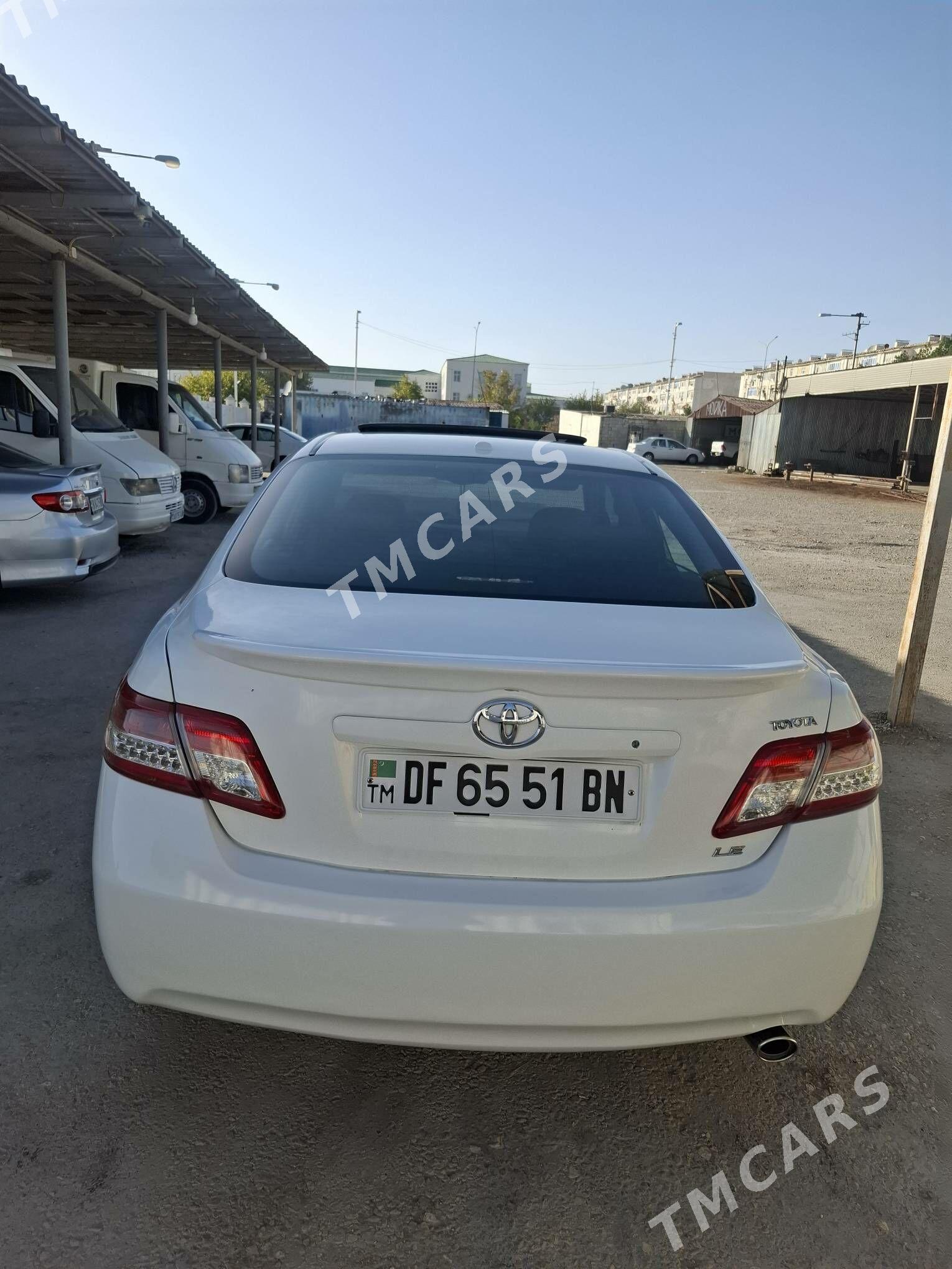 Toyota Camry 2011 - 218 000 TMT - Балканабат - img 5