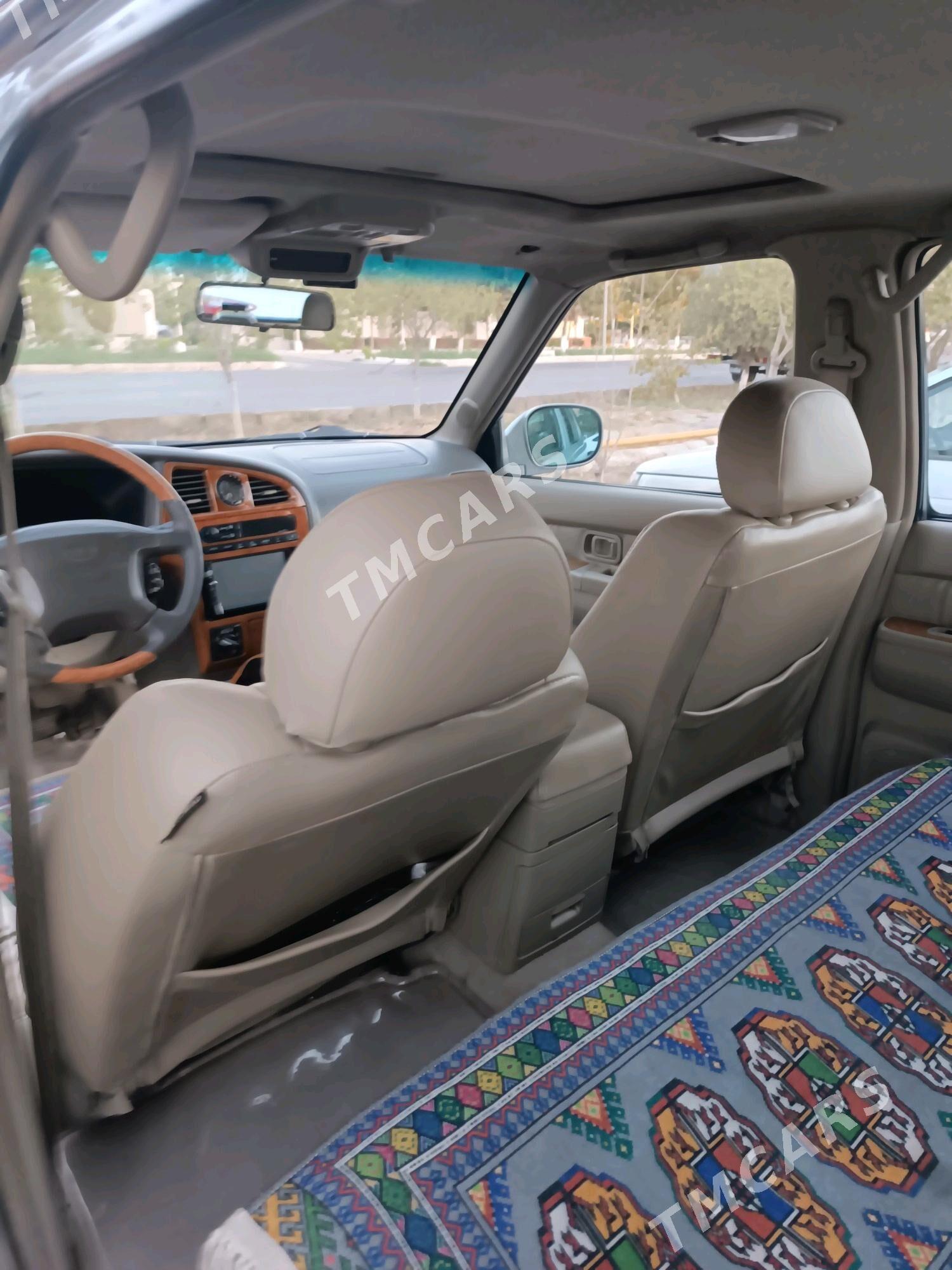 Infiniti QX4 2001 - 125 000 TMT - Мары - img 5