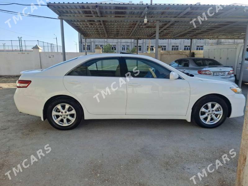 Toyota Camry 2011 - 218 000 TMT - Балканабат - img 6