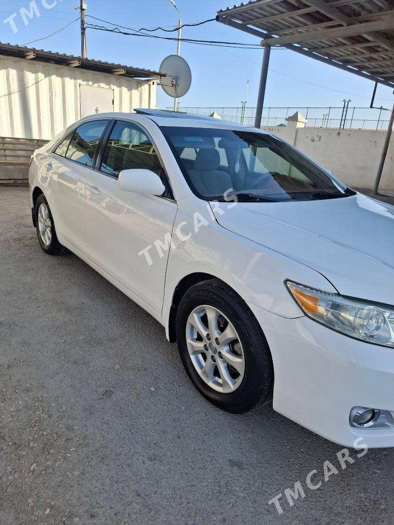 Toyota Camry 2011 - 218 000 TMT - Балканабат - img 4