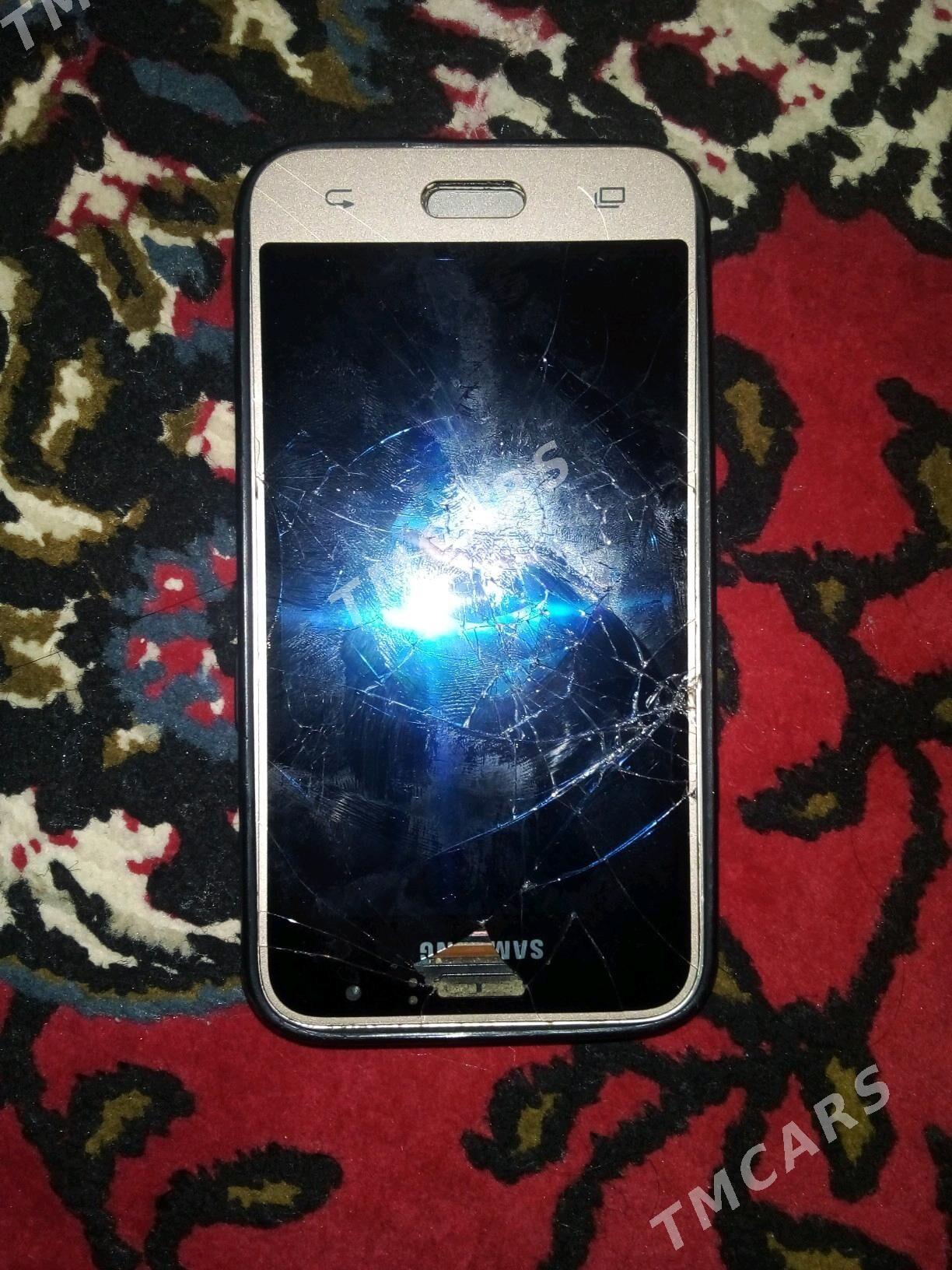 Galaxy J1 - Ýaşlyk - img 3