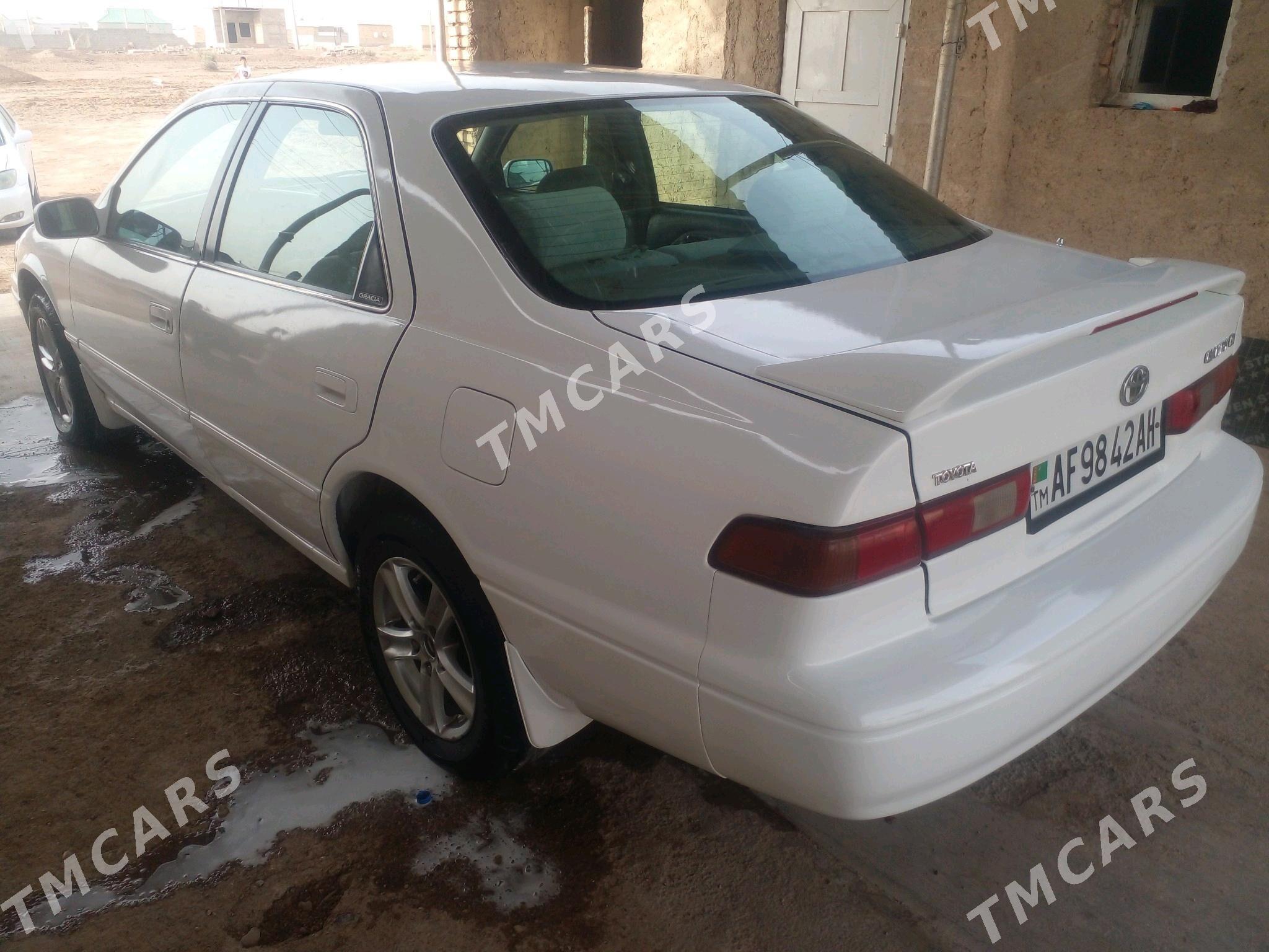 Toyota Camry 1998 - 110 000 TMT - Tejen - img 4