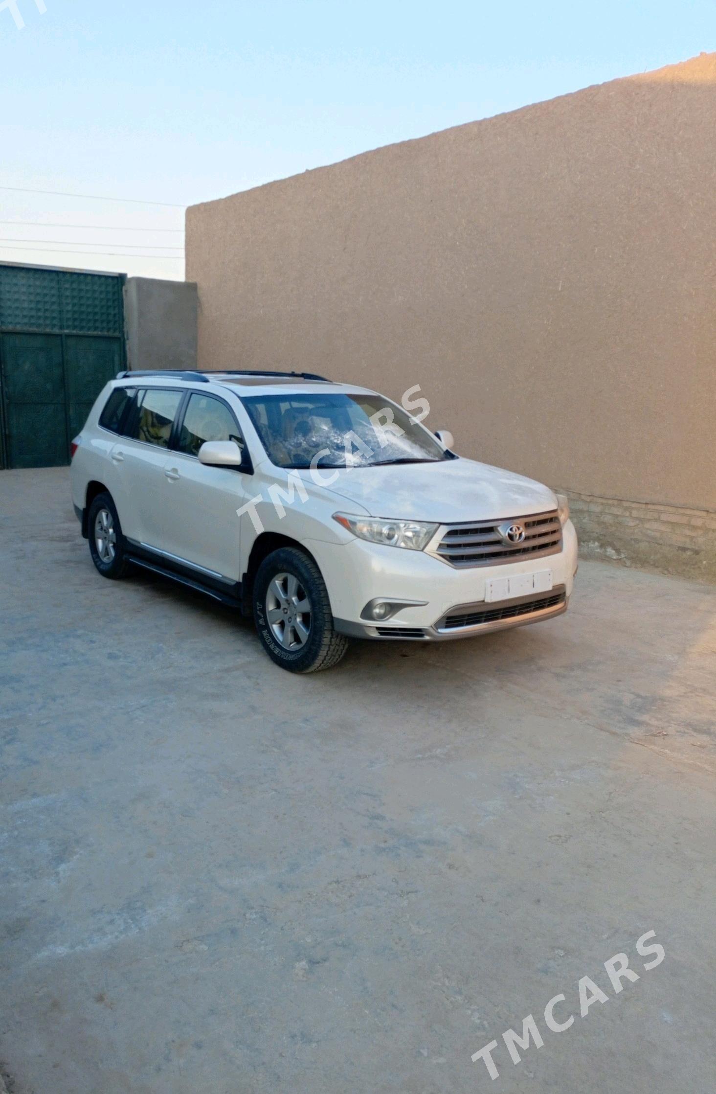Toyota Highlander 2012 - 350 000 TMT - Türkmenbaşy etr. - img 2
