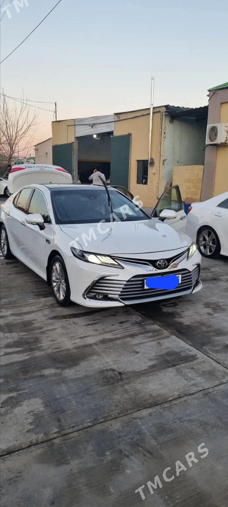 Toyota Camry 2018 - 350 000 TMT - Ашхабад - img 2