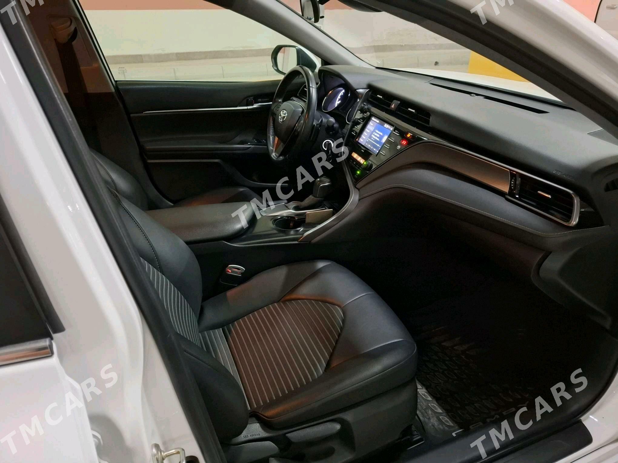 Toyota Camry 2020 - 305 000 TMT - Ашхабад - img 6