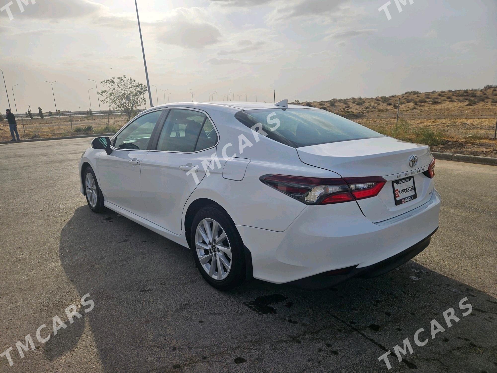 Toyota Camry 2022 - 350 000 TMT - "Altyn Asyr" Gündogar bazary (Jygyllyk) - img 3