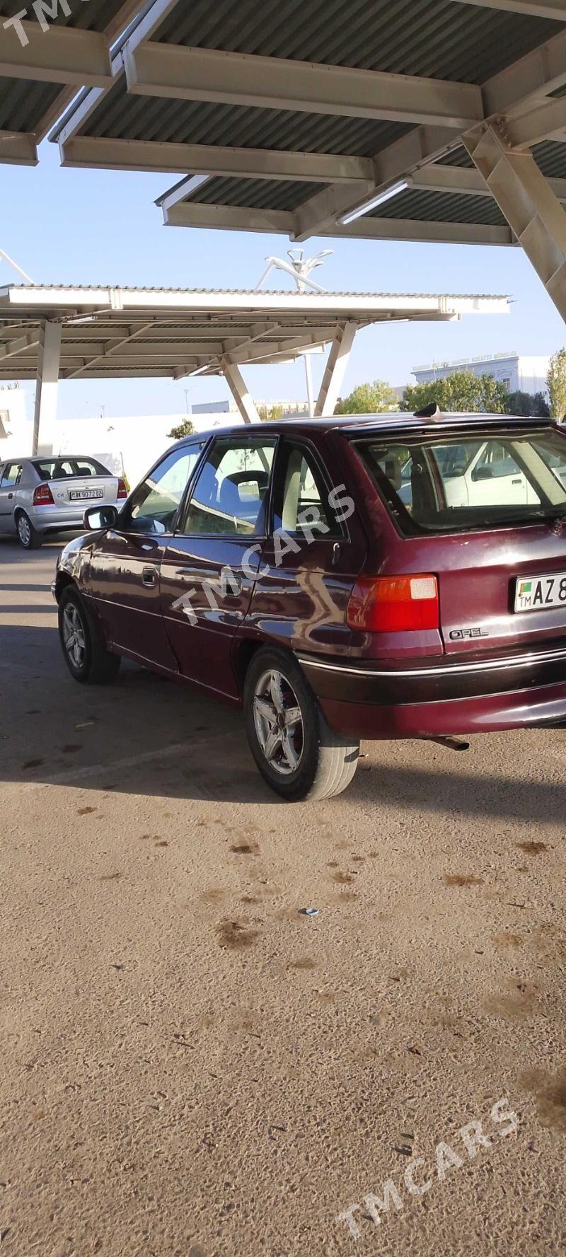 Opel Astra 1992 - 30 000 TMT - Дашогуз - img 3
