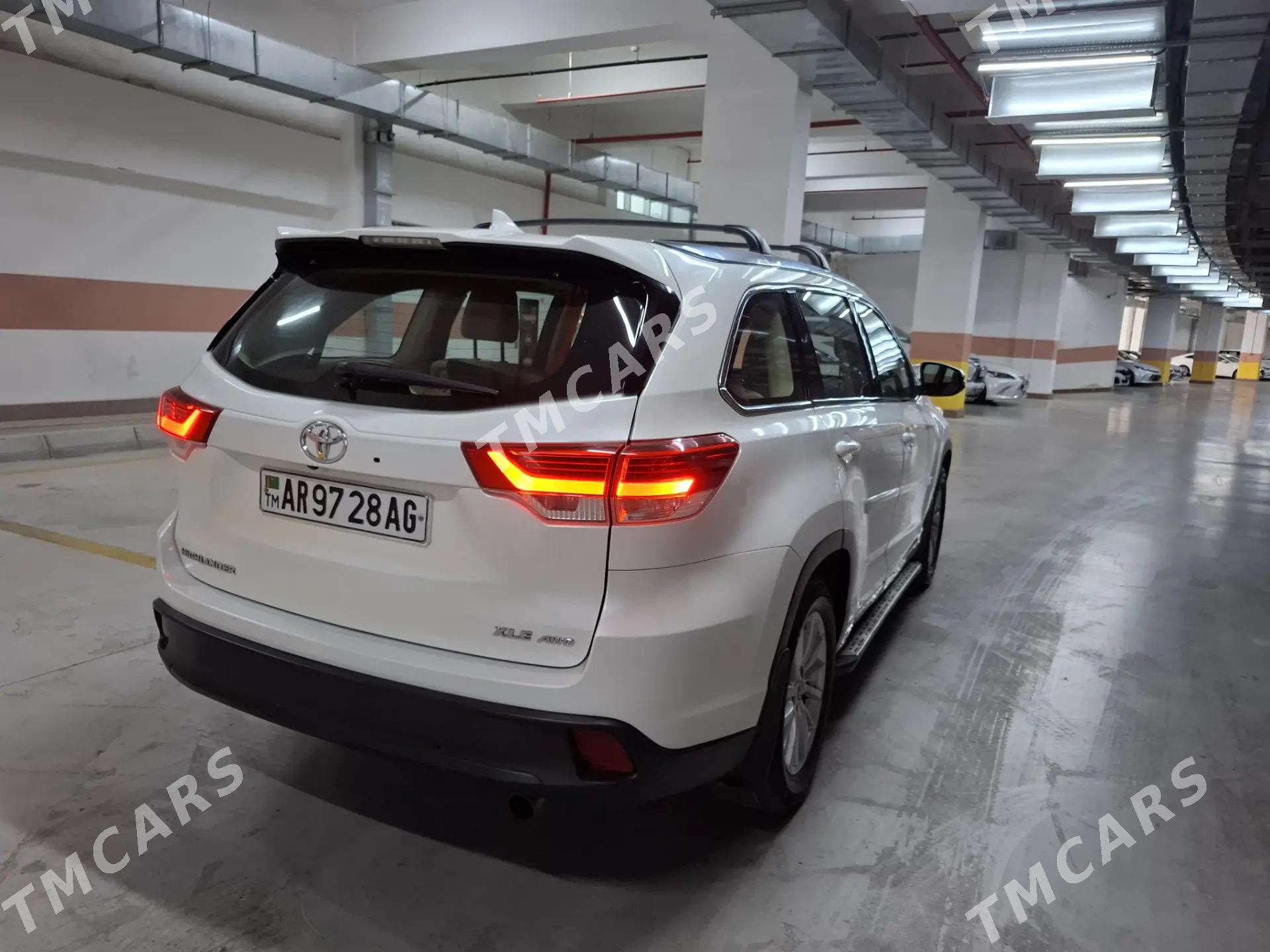 Toyota Highlander 2019 - 418 000 TMT - Ашхабад - img 4