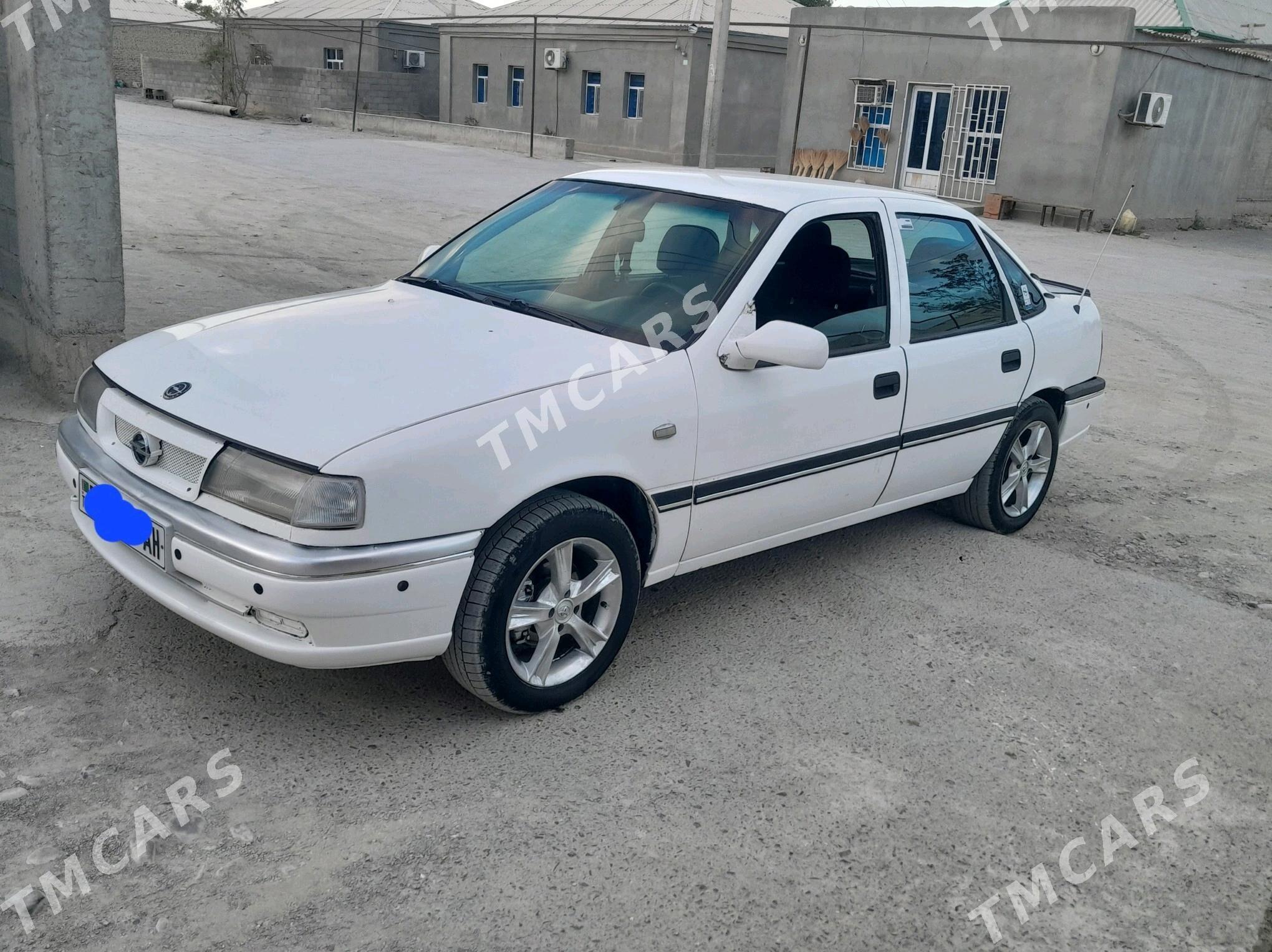 Opel Vectra 1995 - 35 000 TMT - Бахарден - img 2