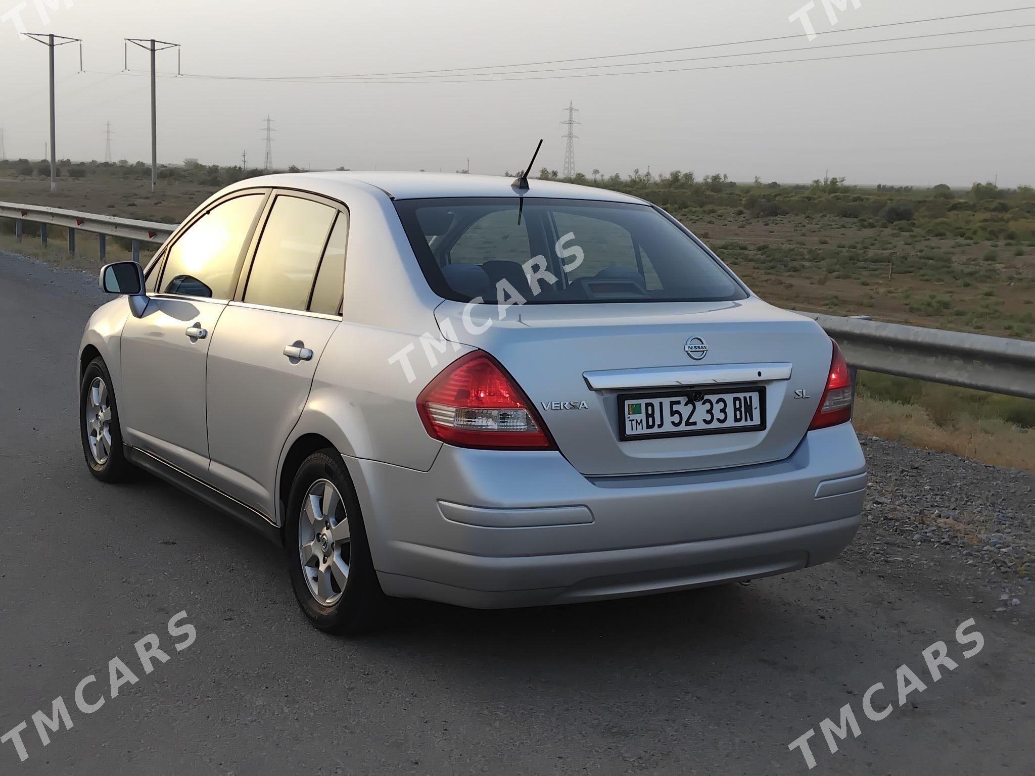 Nissan Versa 2007 - 110 000 TMT - Türkmenbaşy - img 2