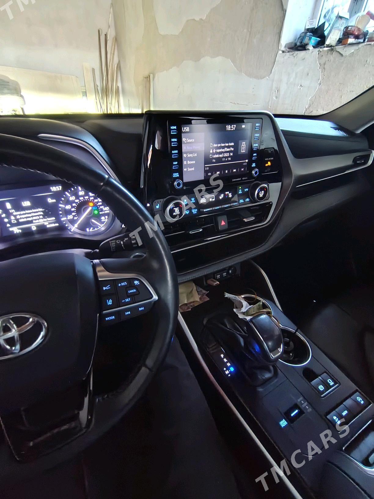 Toyota Highlander 2020 - 600 000 TMT - Gubadag - img 7