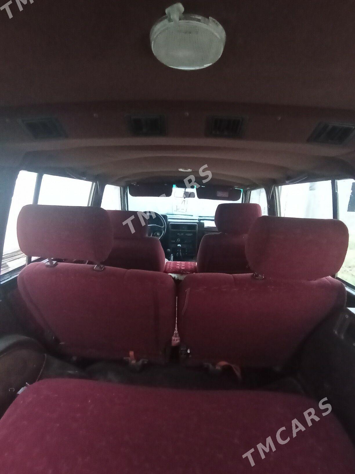 Nissan Patrol 1993 - 140 000 TMT - Aşgabat - img 2