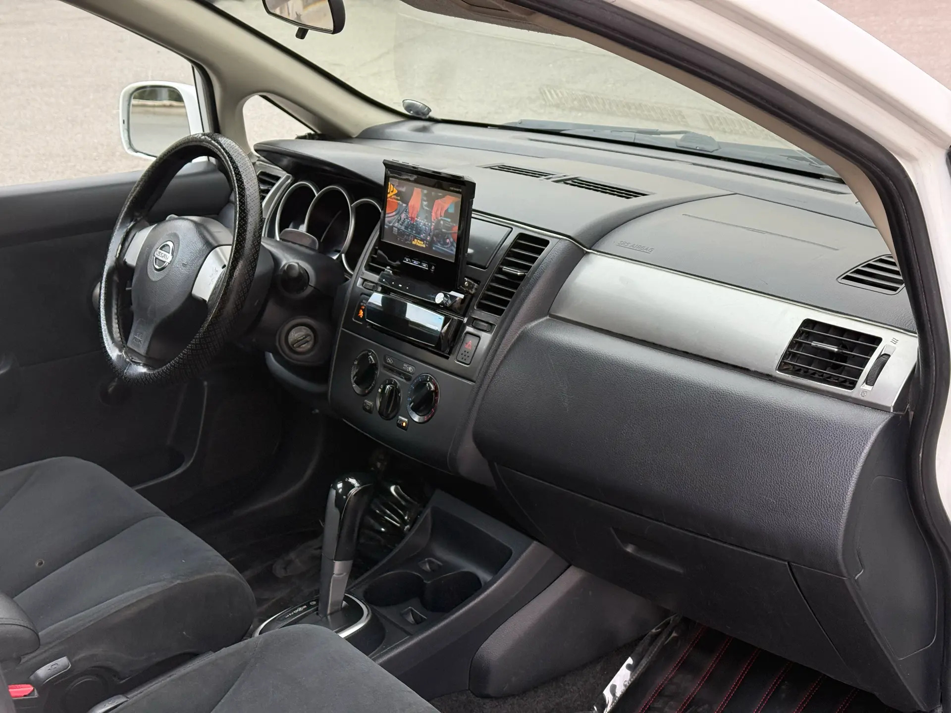 Nissan Tiida 2010 - 125 000 TMT - Aşgabat - img 9