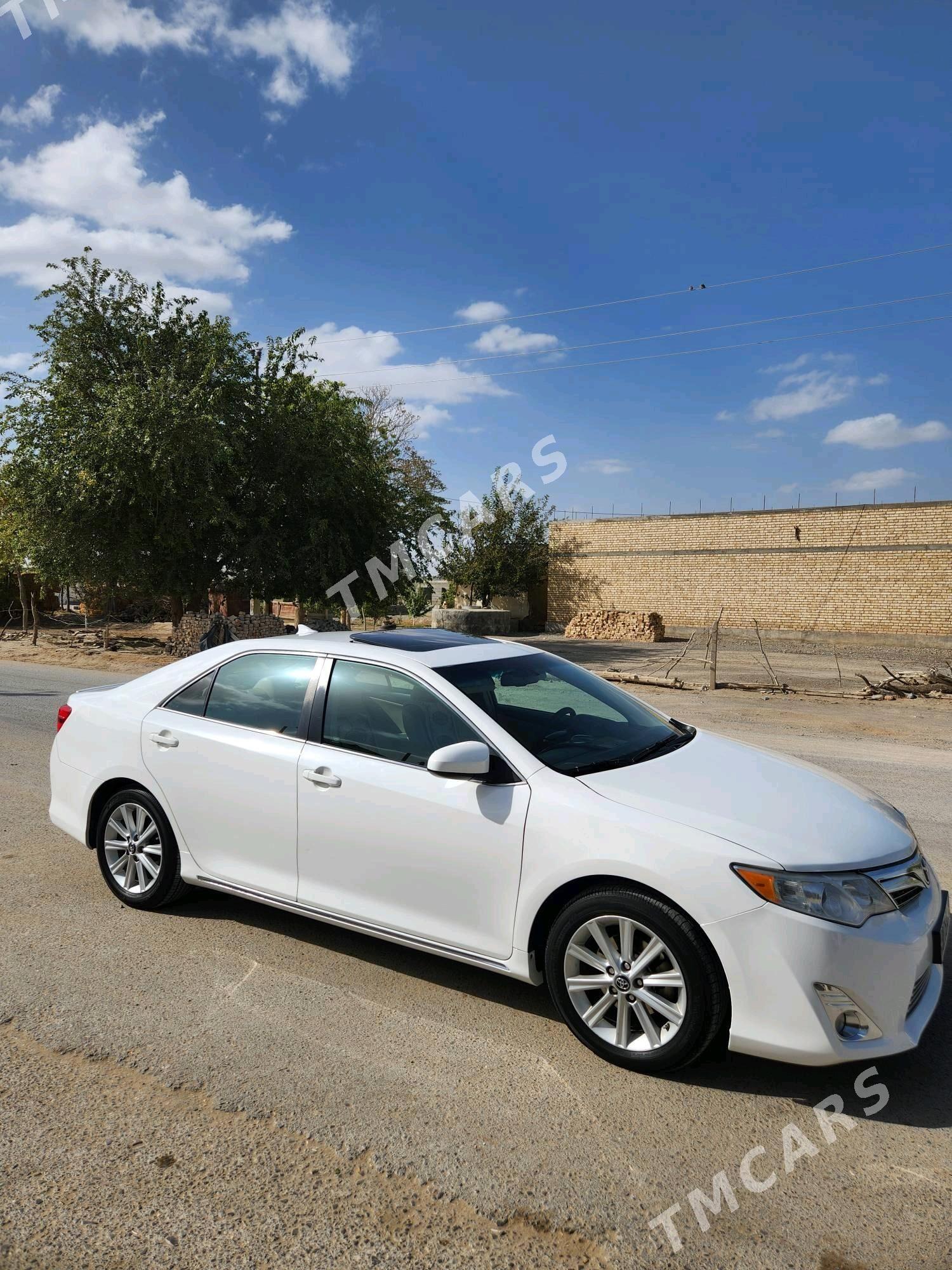 Toyota Camry 2012 - 254 000 TMT - Gökdepe - img 4