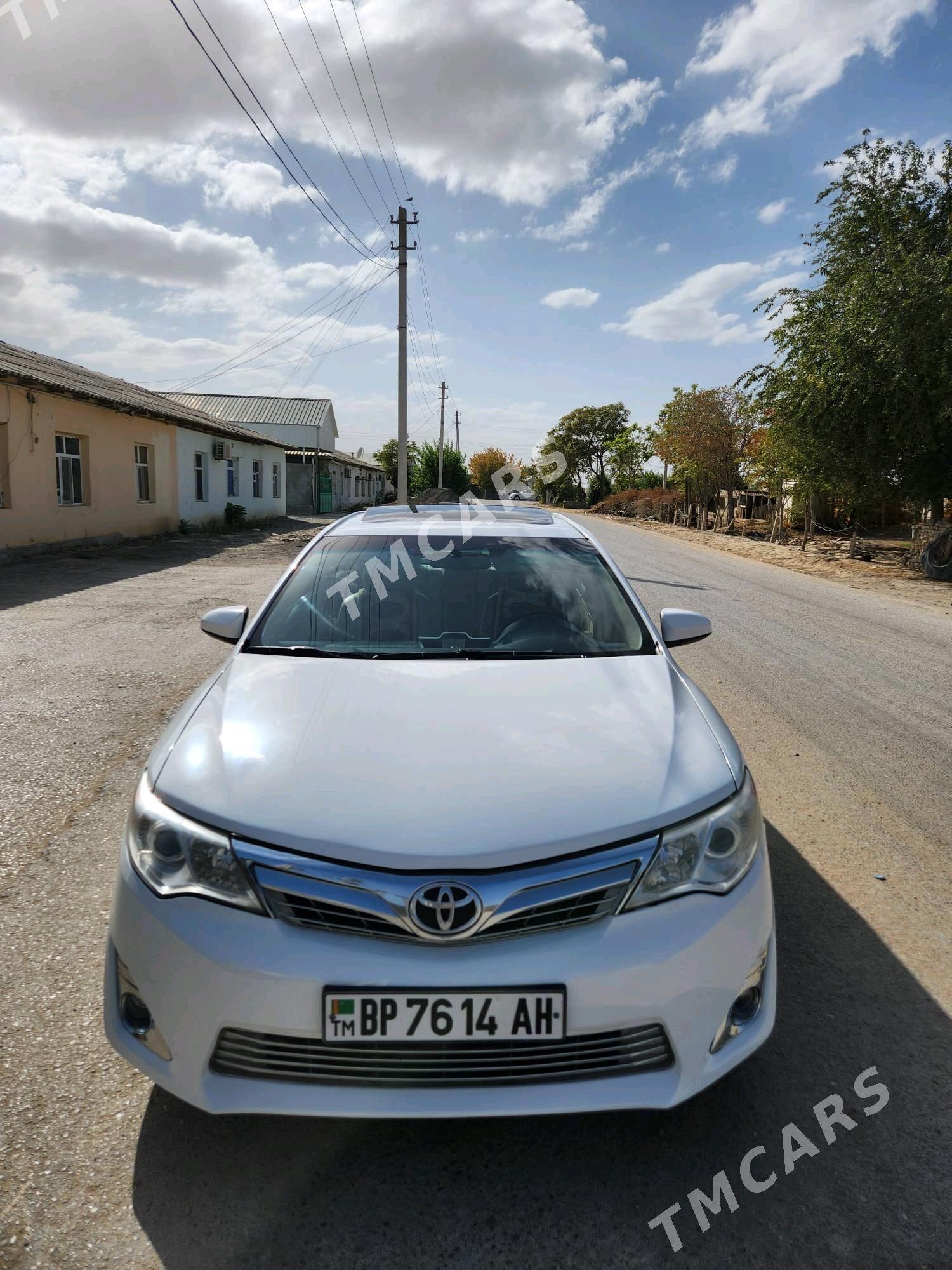 Toyota Camry 2012 - 254 000 TMT - Gökdepe - img 3