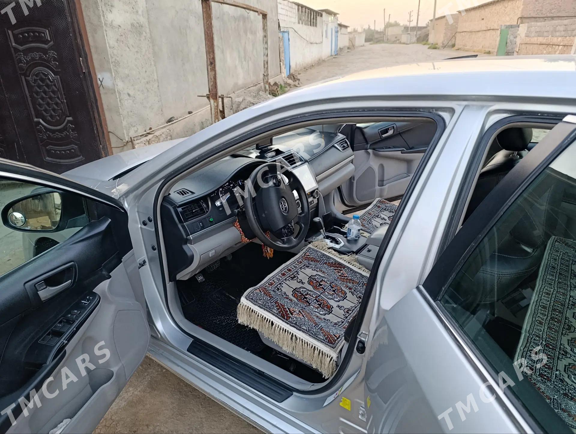 Toyota Camry 2012 - 220 000 TMT - Dostluk - img 2