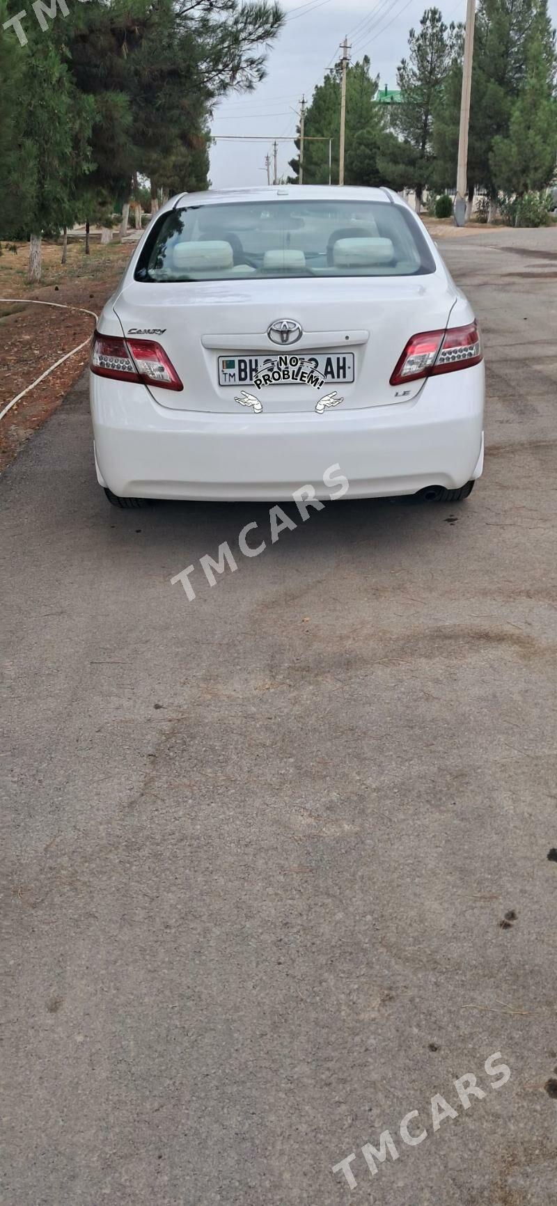 Toyota Camry 2010 - 150 000 TMT - Теджен - img 4