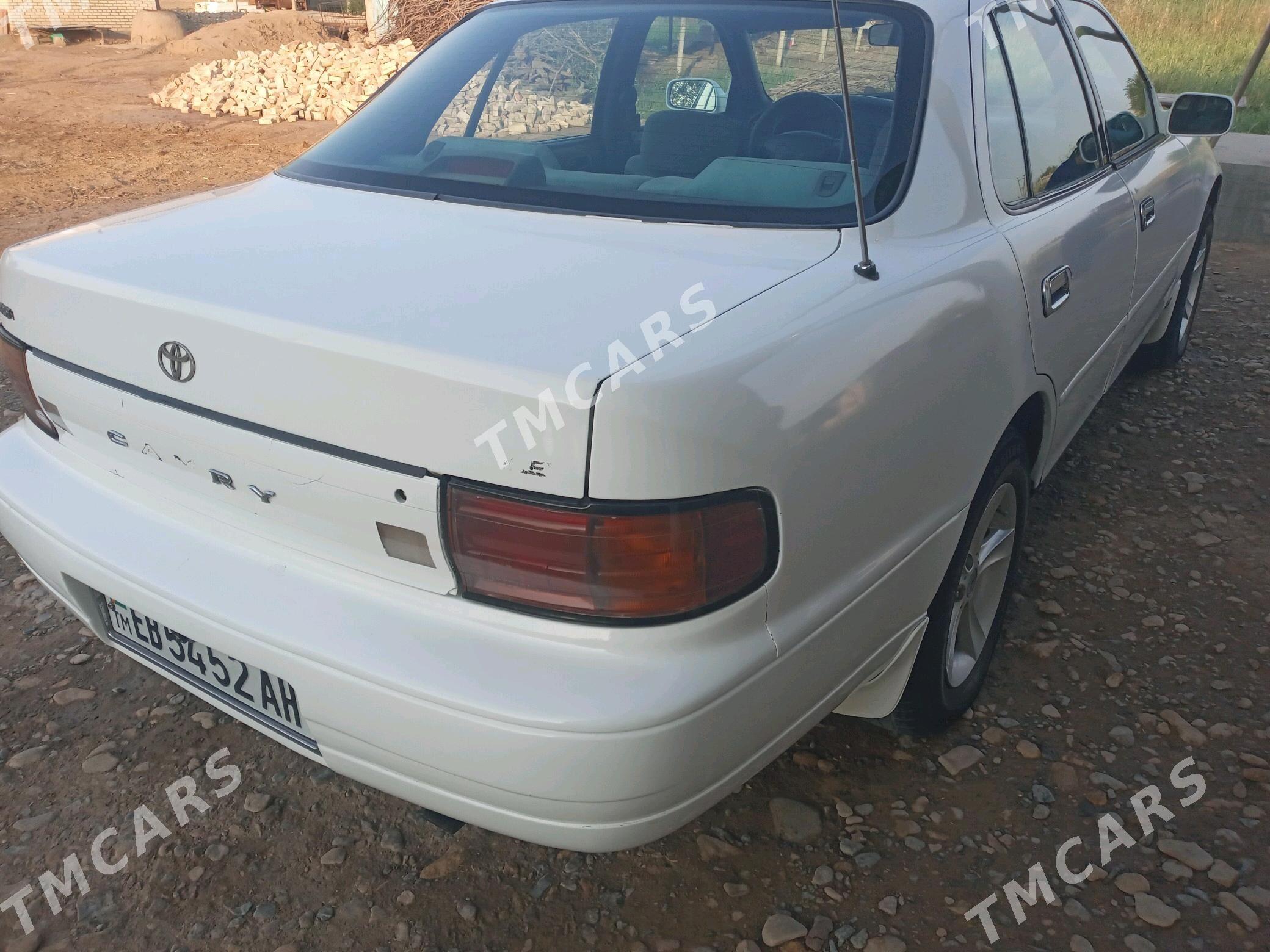 Toyota Camry 1992 - 90 000 TMT - Теджен - img 2