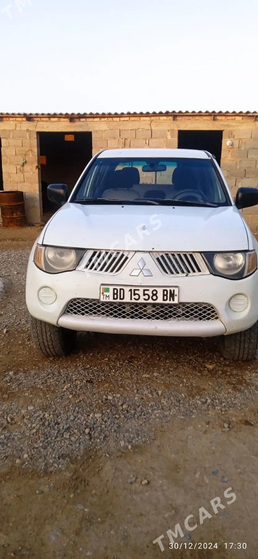 Mitsubishi L200 2008 - 110 000 TMT - Gyzylarbat - img 3