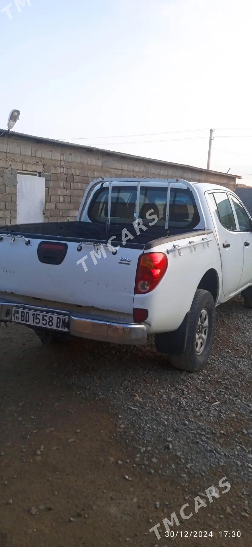 Mitsubishi L200 2008 - 110 000 TMT - Gyzylarbat - img 7