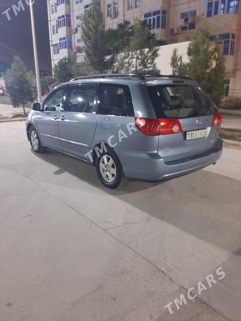 Toyota Sienna 2009 - 250 000 TMT - Türkmenabat - img 6