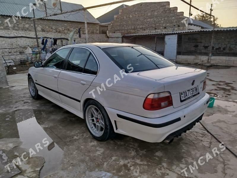 BMW 530 2002 - 110 000 TMT - Jebel - img 3