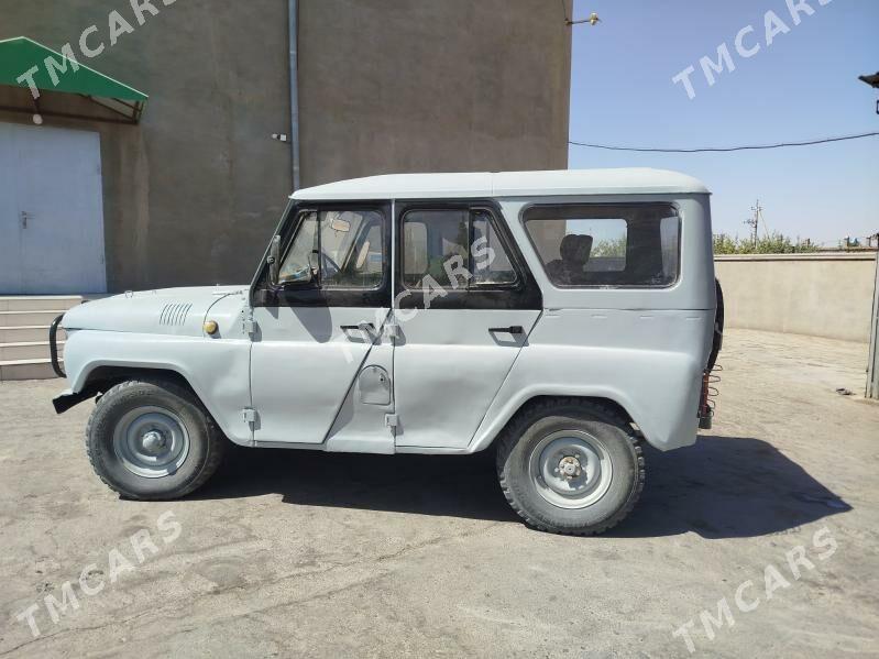 UAZ 469 1999 - 58 000 TMT - Garabekewül - img 2