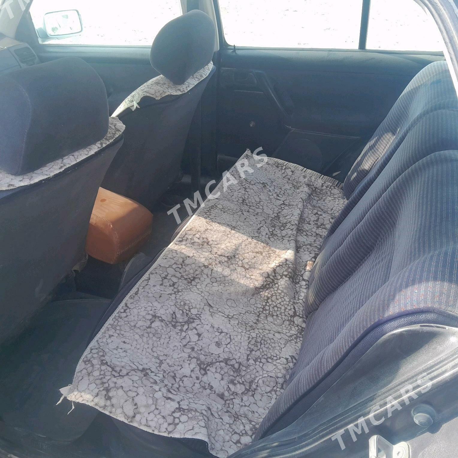 Volkswagen Amarok 1993 - 32 000 TMT - Кака - img 4