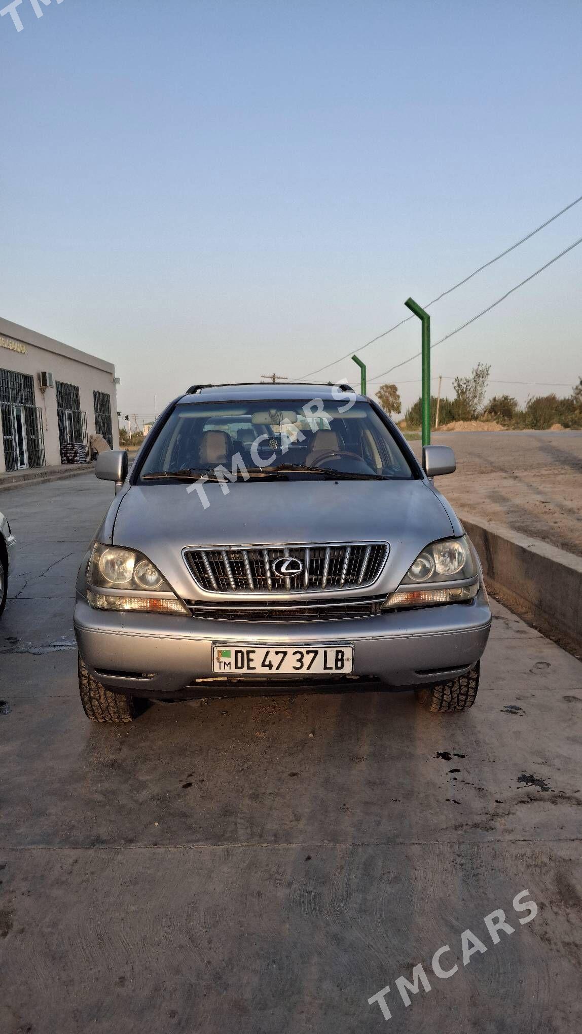 Lexus RX 300 2000 - 170 000 TMT - Дянев - img 3