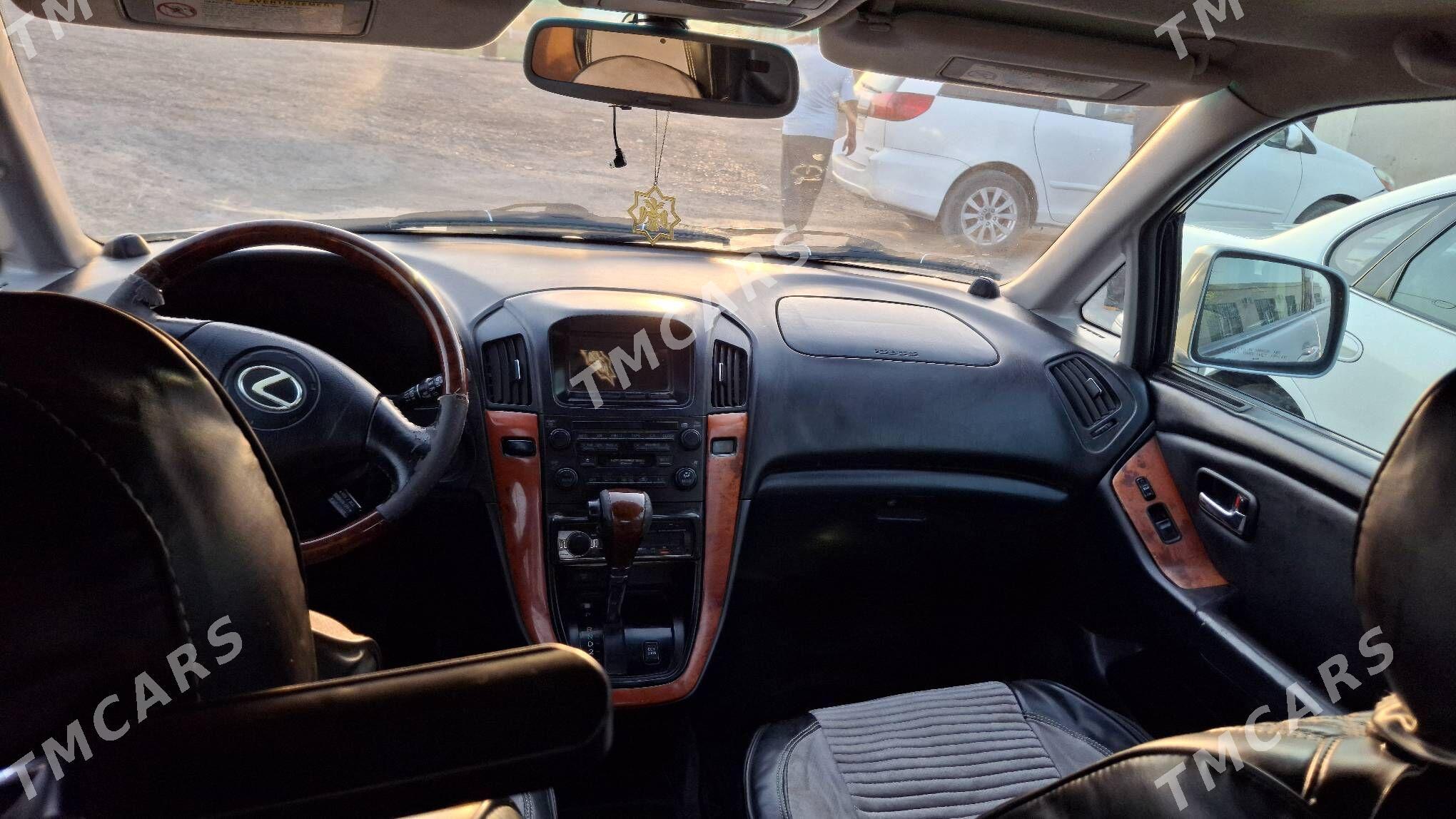 Lexus RX 300 2000 - 170 000 TMT - Дянев - img 8