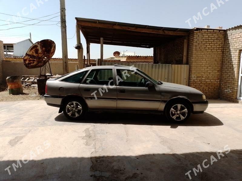 Opel Vectra 1992 - 17 000 TMT - Mary - img 6