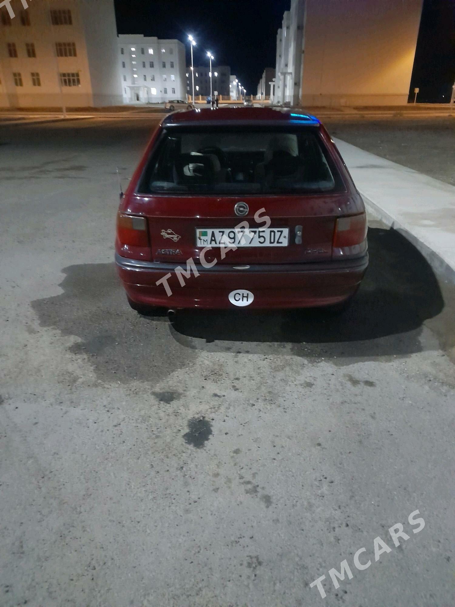 Opel Astra 1993 - 30 000 TMT - Дашогуз - img 2