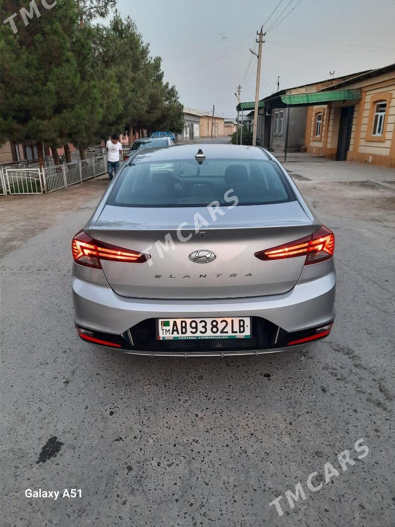 Hyundai Elantra 2020 - 225 000 TMT - Türkmenabat - img 7