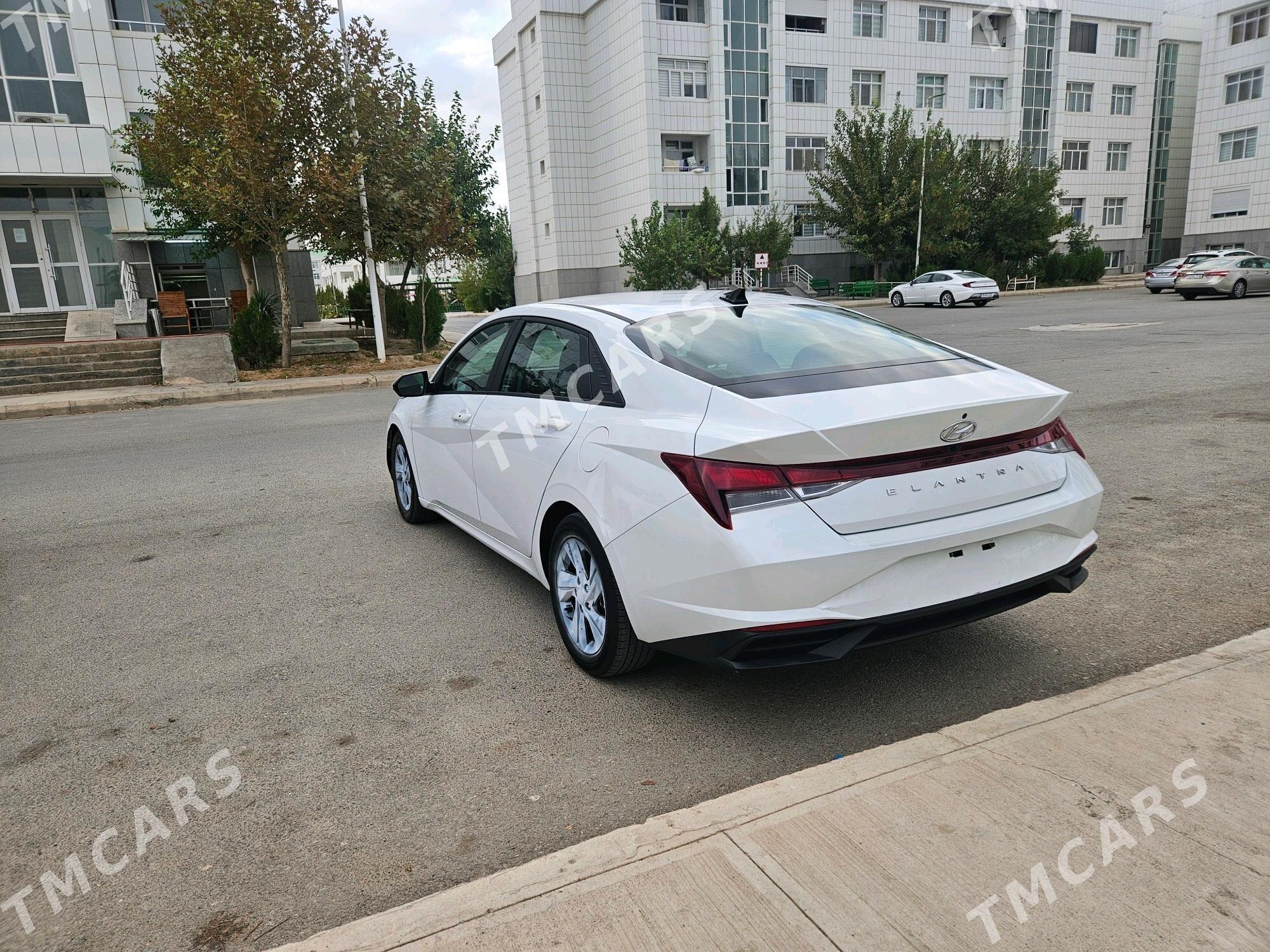 Hyundai Elantra 2021 - 229 000 TMT - Гуртли - img 6
