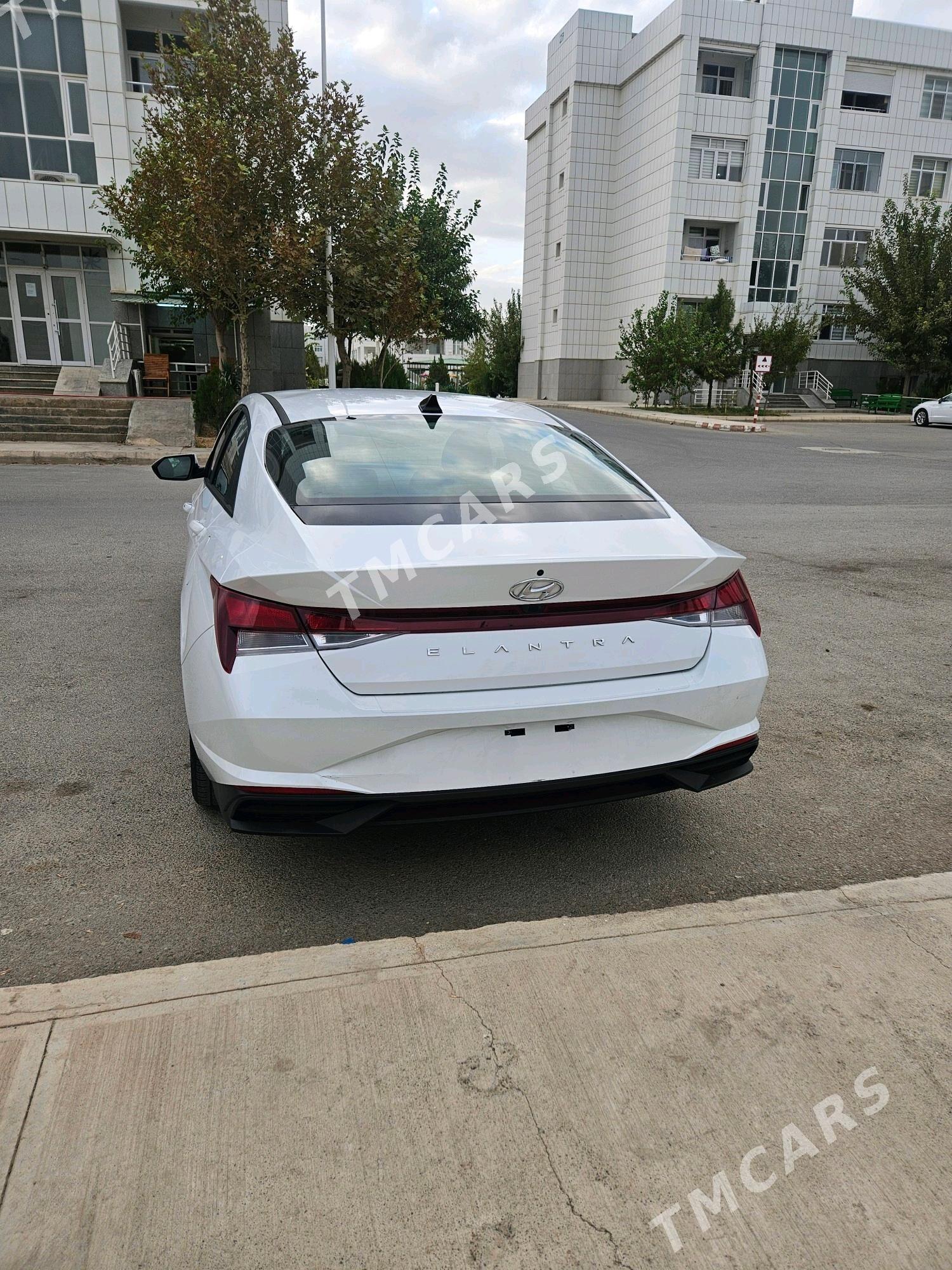 Hyundai Elantra 2021 - 229 000 TMT - Гуртли - img 5