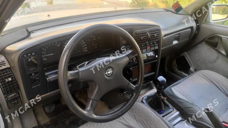 Opel Omega 1993 - 28 000 TMT - Mary - img 4
