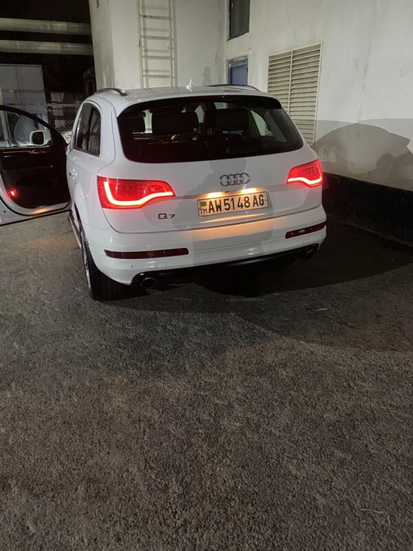Audi Q7 2010 - 320 000 TMT - Ашхабад - img 8